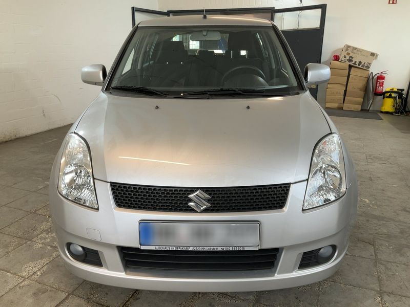 Suzuki Swift 1.5 Comfort 2006 – снимка 14