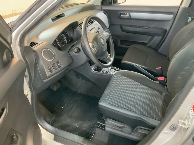 Suzuki Swift 1.5 Comfort 2006 – снимка 16