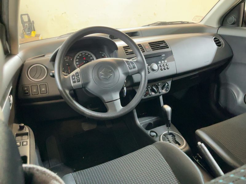 Suzuki Swift 1.5 Comfort 2006 – снимка 17