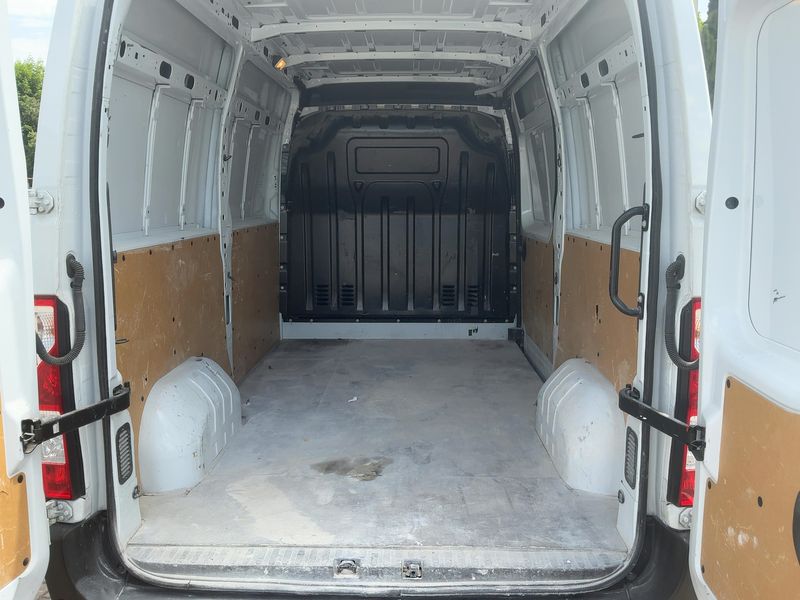 Renault Master 2.3 dCi Energy L2H2 HKa 3,5 Komfort 2024 – снимка 15