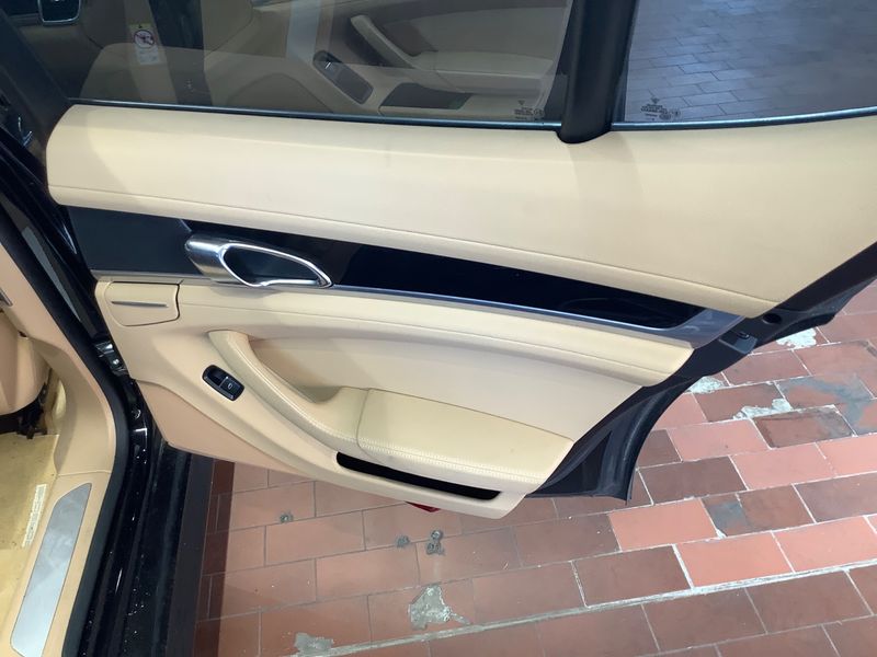Porsche Panamera S 2010 – снимка 47