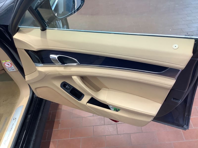 Porsche Panamera S 2010 – снимка 53