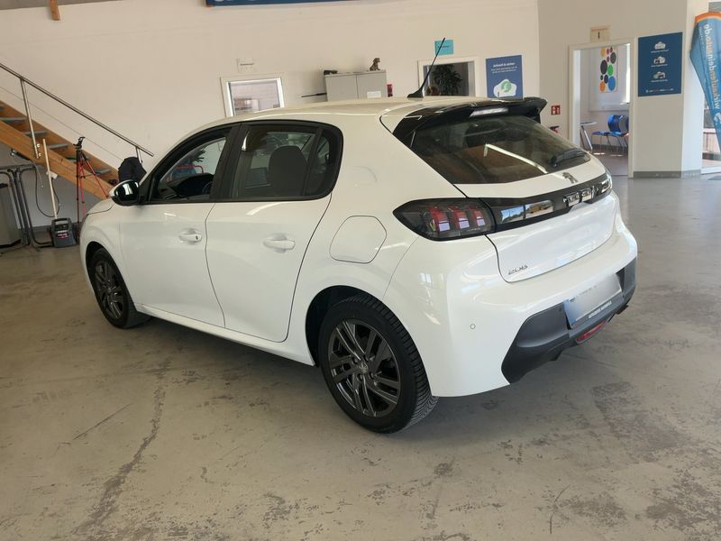 Peugeot 208 1.2 PureTech Active Pack 2021 – снимка 6