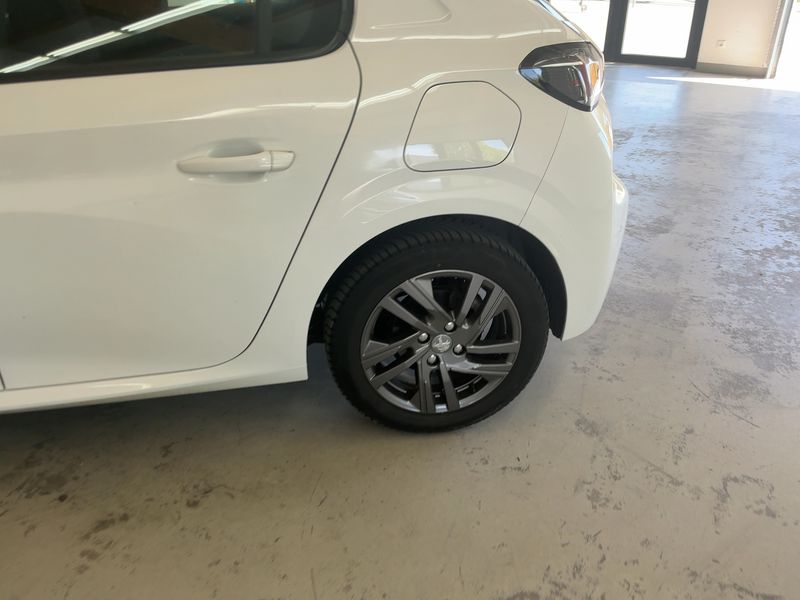 Peugeot 208 1.2 PureTech Active Pack 2021 – снимка 5