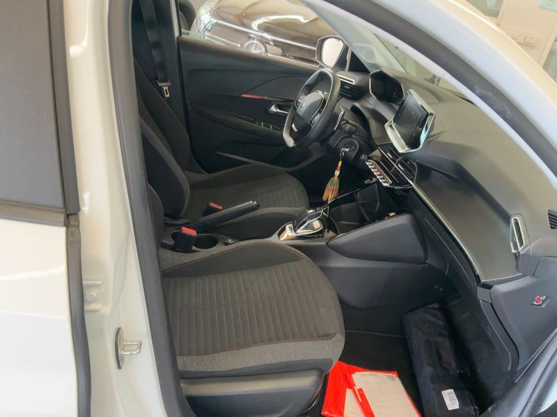 Peugeot 208 1.2 PureTech Active Pack 2021 – снимка 16