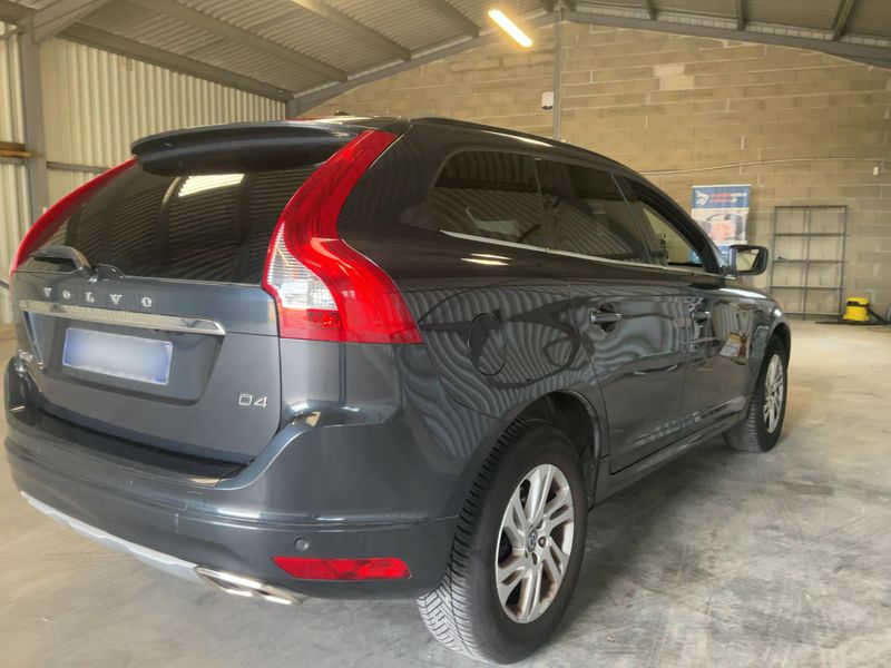 Volvo XC60 2.0 D4 Momentum Business 2WD 2017 – снимка 8