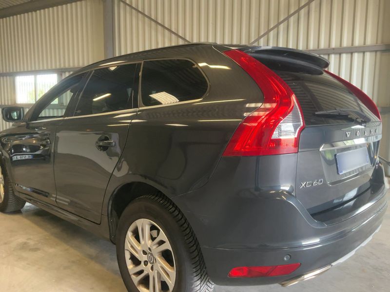 Volvo XC60 2.0 D4 Momentum Business 2WD 2017 – снимка 6