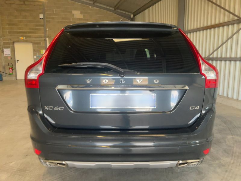 Volvo XC60 2.0 D4 Momentum Business 2WD 2017 – снимка 7