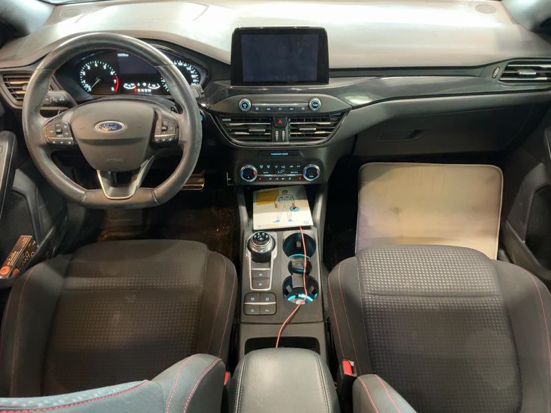 Ford Focus 1.5 EcoBoost ST-Line 2020 – снимка 17