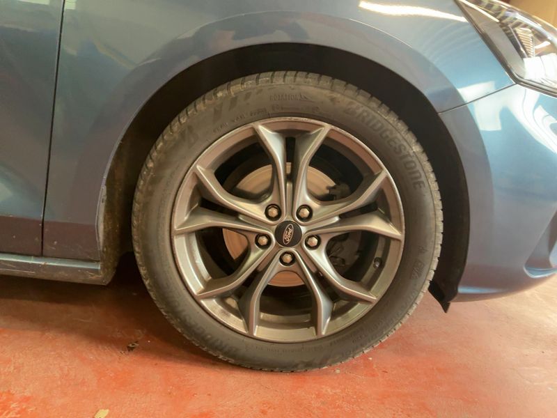 Ford Focus 1.5 EcoBoost ST-Line 2020 – снимка 11