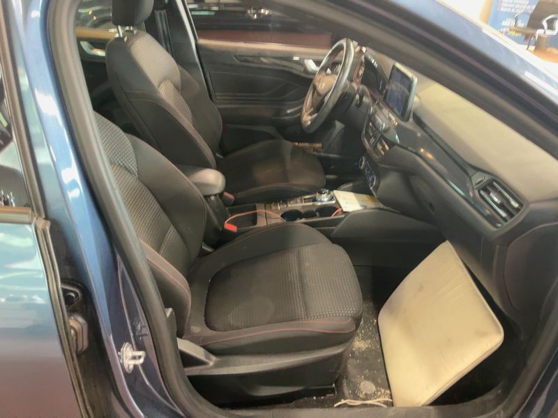 Ford Focus 1.5 EcoBoost ST-Line 2020 – снимка 16