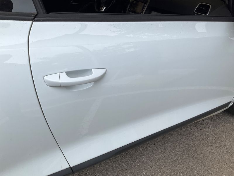 Volkswagen Scirocco 2.0 TDI 2010 – снимка 24