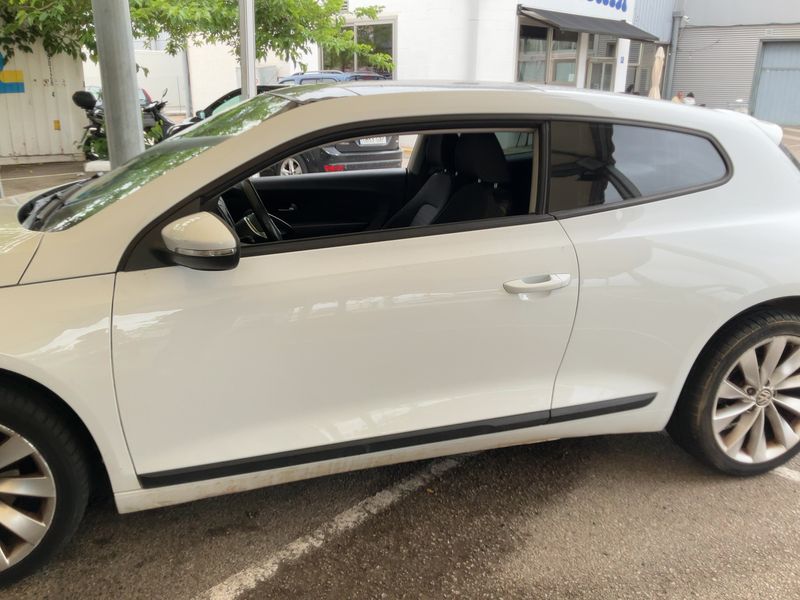 Volkswagen Scirocco 2.0 TDI 2010 – снимка 4
