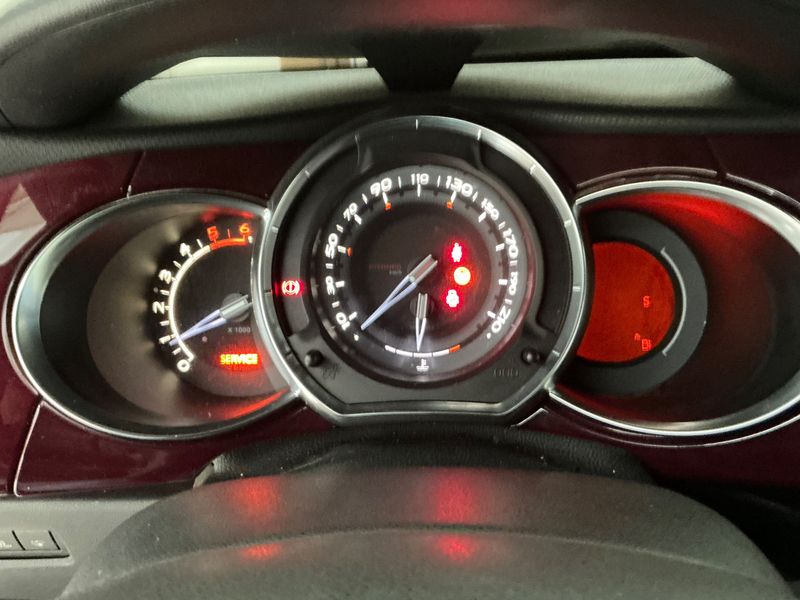 Citroen DS3 1.6 HDi SoChic 2011 – снимка 18