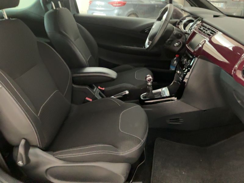Citroen DS3 1.6 HDi SoChic 2011 – снимка 16