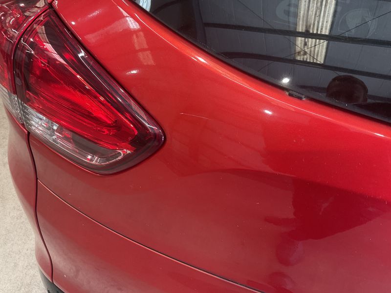 Renault Clio 0.9 Limited 2018 – снимка 22