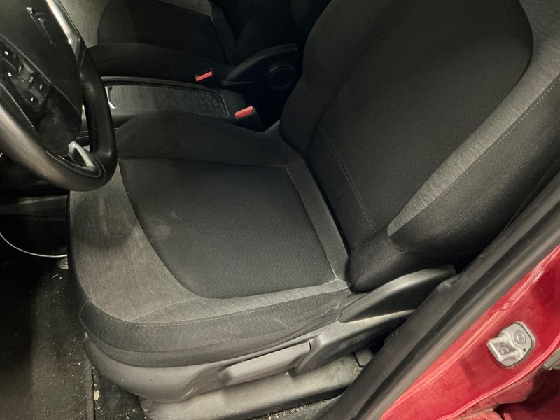 Citroen C4 Spacetourer 1.6 Blue-HDi Feel 2018 – снимка 25