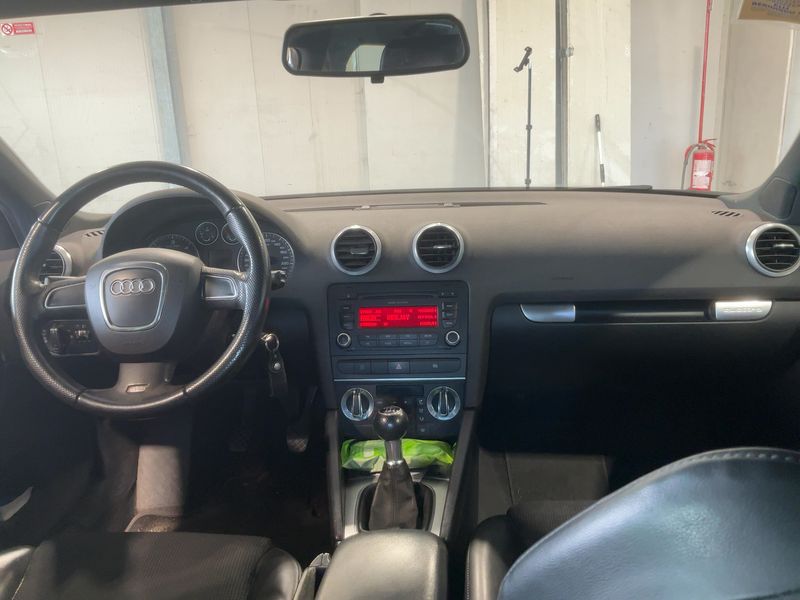 Audi A3 Sportback 2.0 TDI quattro Ambition 2009 – снимка 17