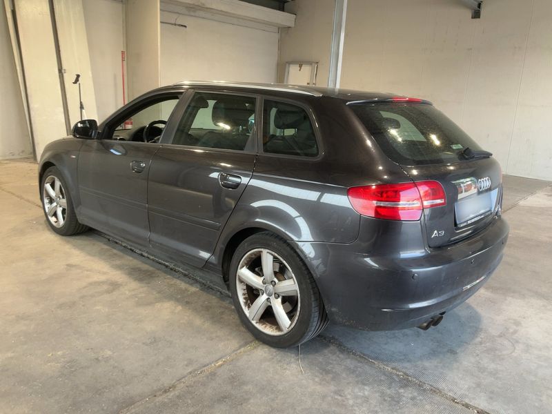 Audi A3 Sportback 2.0 TDI quattro Ambition 2009 – снимка 6