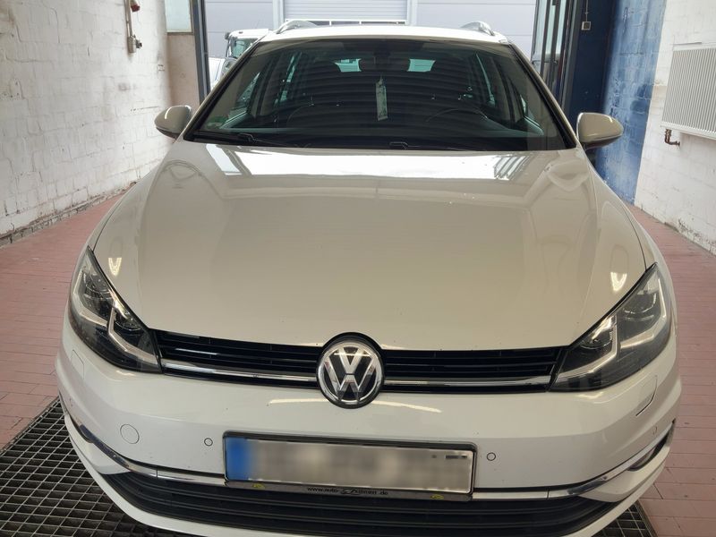 Volkswagen Golf VII 2.0 TDI Highline BlueMotion Tech 2018 – снимка 14