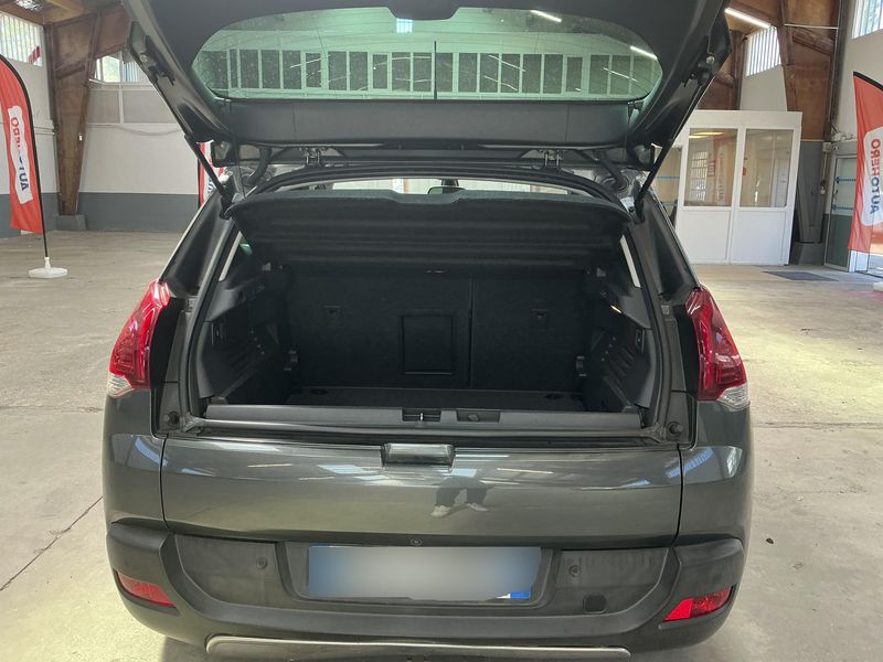 Peugeot 3008 1.6 Blue-HDi Allure 2016 – снимка 15