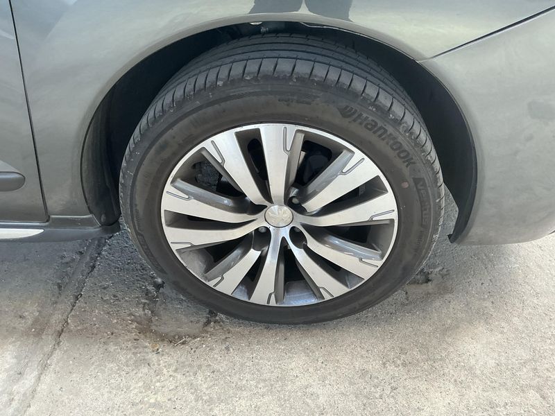 Peugeot 3008 1.6 Blue-HDi Allure 2016 – снимка 9