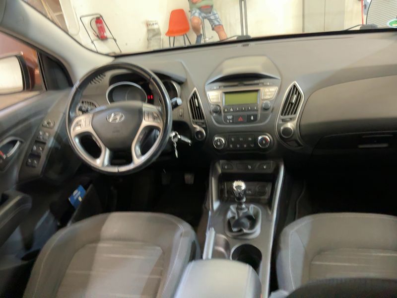 Hyundai ix35 1.7 CRDi Comfort 2WD 2015 – снимка 18