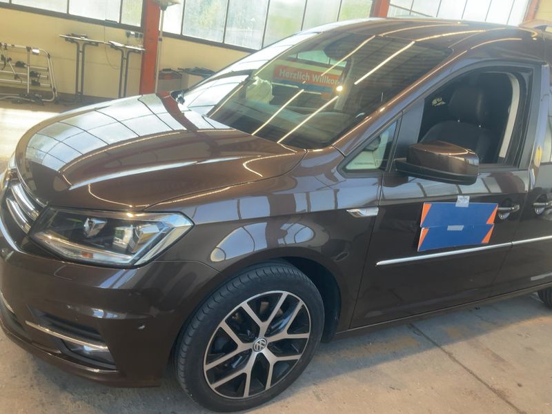 Volkswagen Caddy 2.0 TDI Highline BlueMotion Tech 2016 – снимка 2