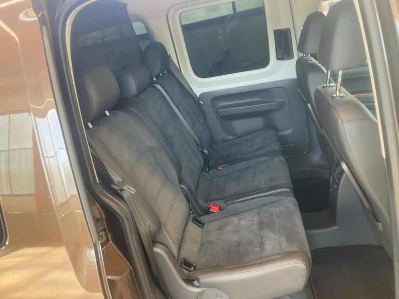 Volkswagen Caddy 2.0 TDI Highline BlueMotion Tech 2016 – снимка 20
