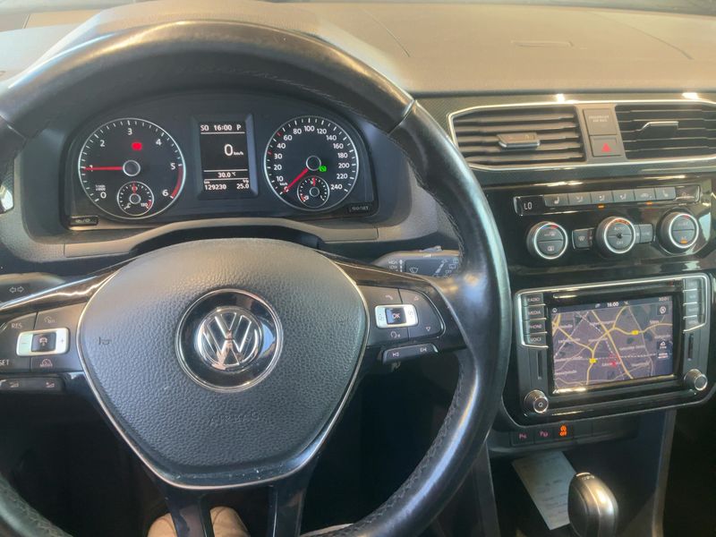 Volkswagen Caddy 2.0 TDI Highline BlueMotion Tech 2016 – снимка 19