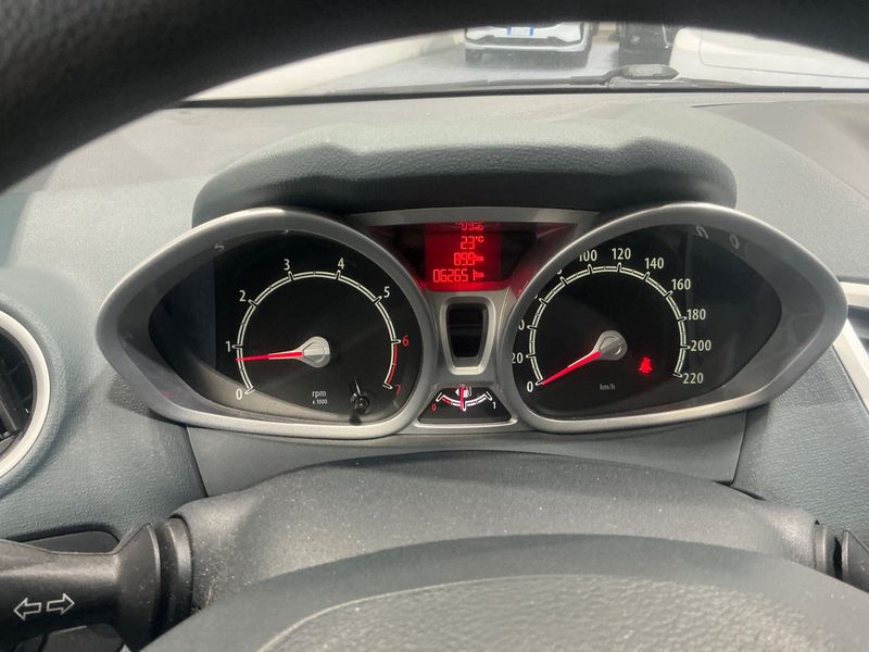 Ford Fiesta 1.25 Titanium 2009 – снимка 4