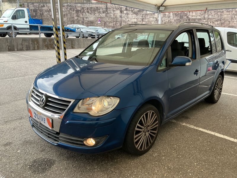 Volkswagen Touran 2.0 TDI Trendline 2007 – снимка 1