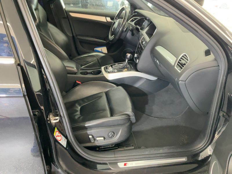 Audi S4 3.0 V6 TFSI quattro 2012 – снимка 17