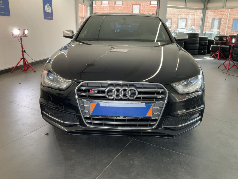 Audi S4 3.0 V6 TFSI quattro 2012 – снимка 14