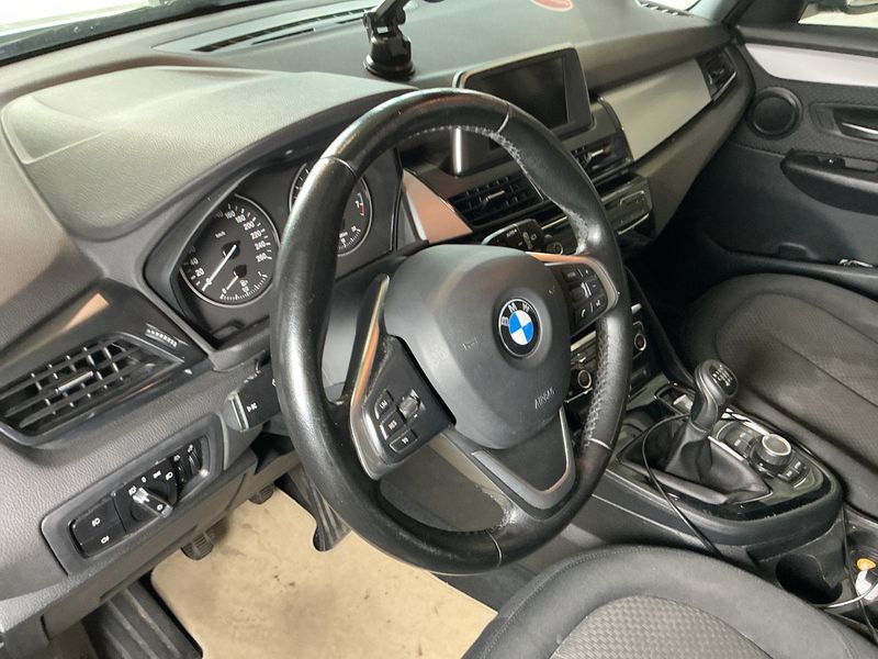 BMW 2er 218i Active Tourer Advantage 2015 – снимка 38