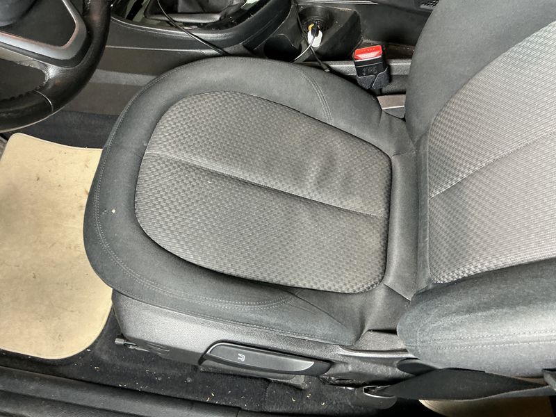 BMW 2er 218i Active Tourer Advantage 2015 – снимка 37