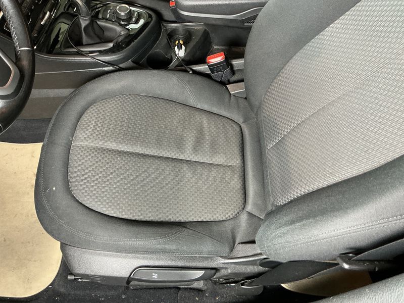 BMW 2er 218i Active Tourer Advantage 2015 – снимка 36
