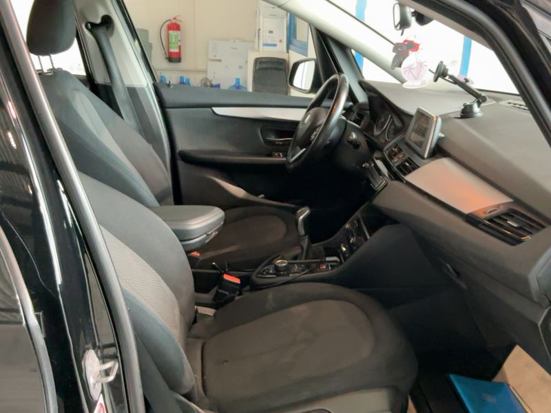 BMW 2er 218i Active Tourer Advantage 2015 – снимка 16