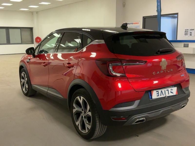 Renault Captur 1.6 Hybrid E-Tech R.S. Line 2022 – снимка 6