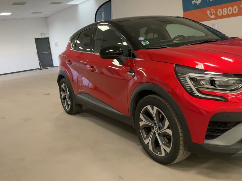 Renault Captur 1.6 Hybrid E-Tech R.S. Line 2022 – снимка 12