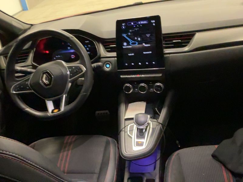 Renault Captur 1.6 Hybrid E-Tech R.S. Line 2022 – снимка 17