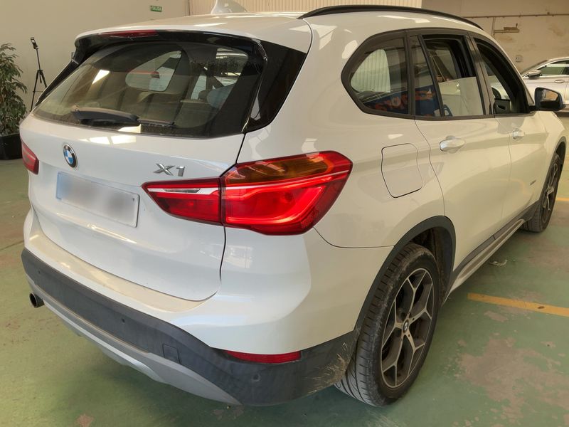 BMW X1 sDrive 18d xLine 2016 – снимка 8