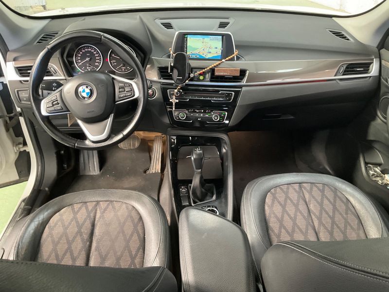 BMW X1 sDrive 18d xLine 2016 – снимка 17