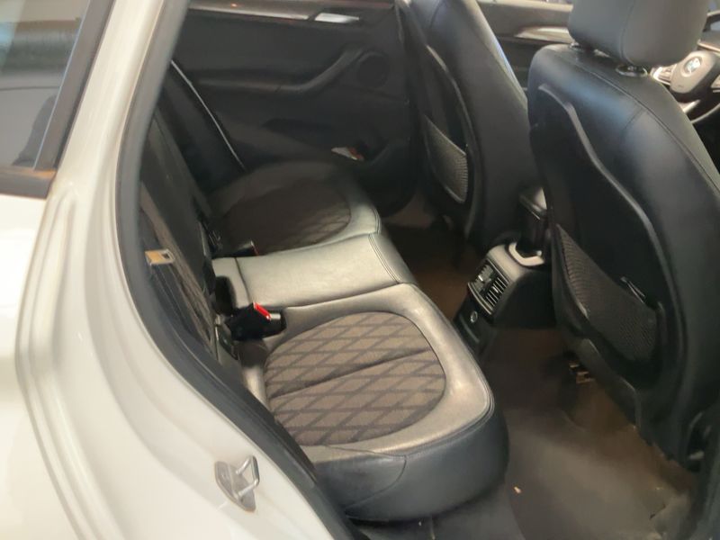 BMW X1 sDrive 18d xLine 2016 – снимка 19