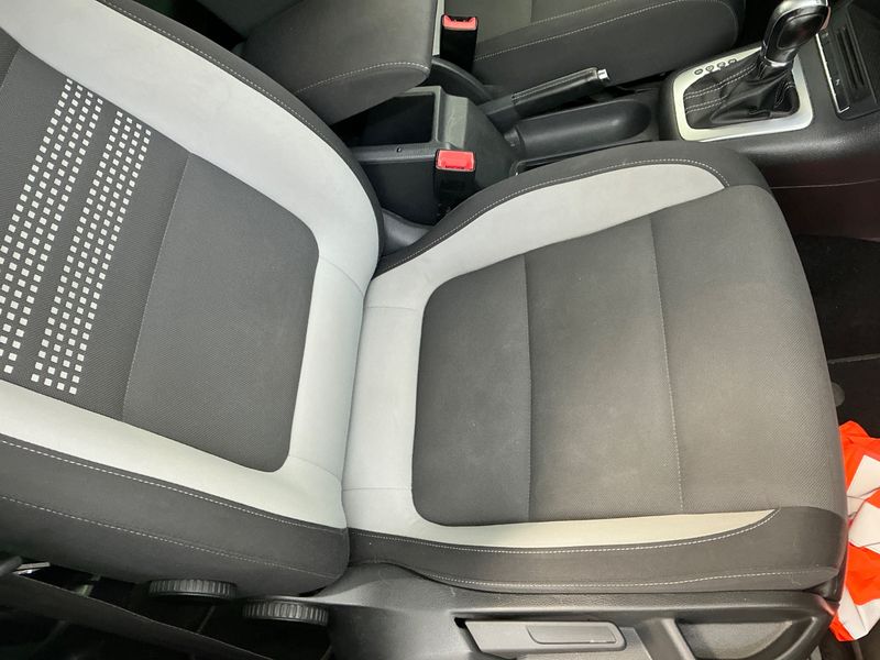 Volkswagen Golf VI Plus 2.0 TDI Life 2013 – снимка 40