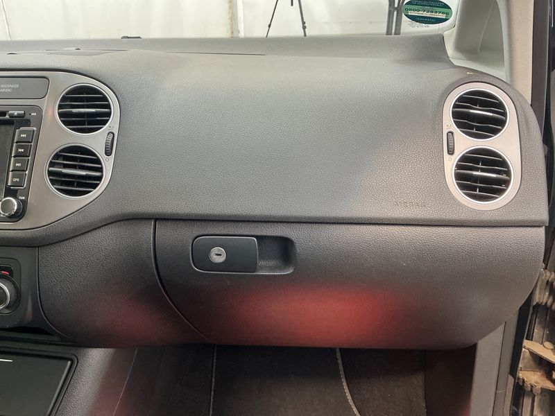 Volkswagen Golf VI Plus 2.0 TDI Life 2013 – снимка 29