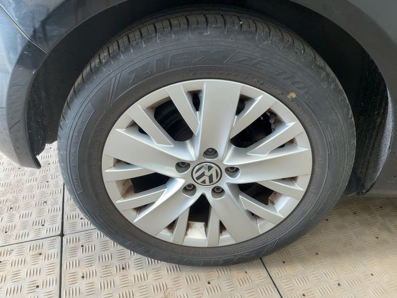 Volkswagen Golf VI Plus 2.0 TDI Life 2013 – снимка 9