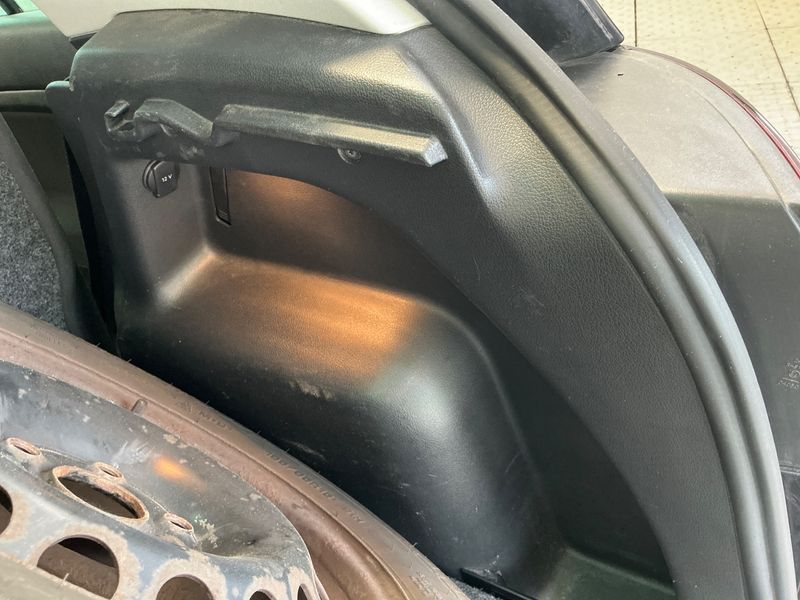 Volkswagen Golf VI Plus 2.0 TDI Life 2013 – снимка 36