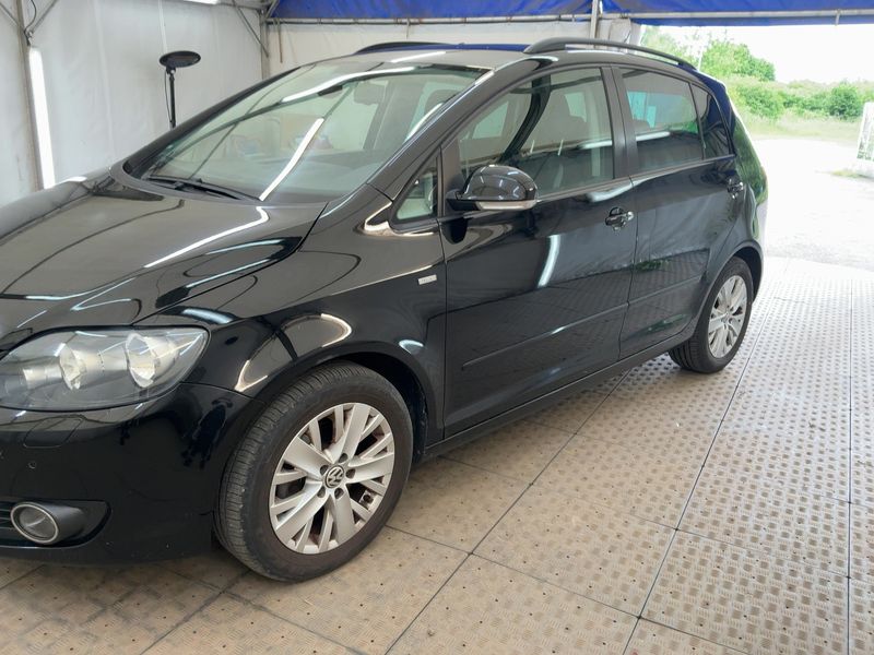 Volkswagen Golf VI Plus 2.0 TDI Life 2013 – снимка 2