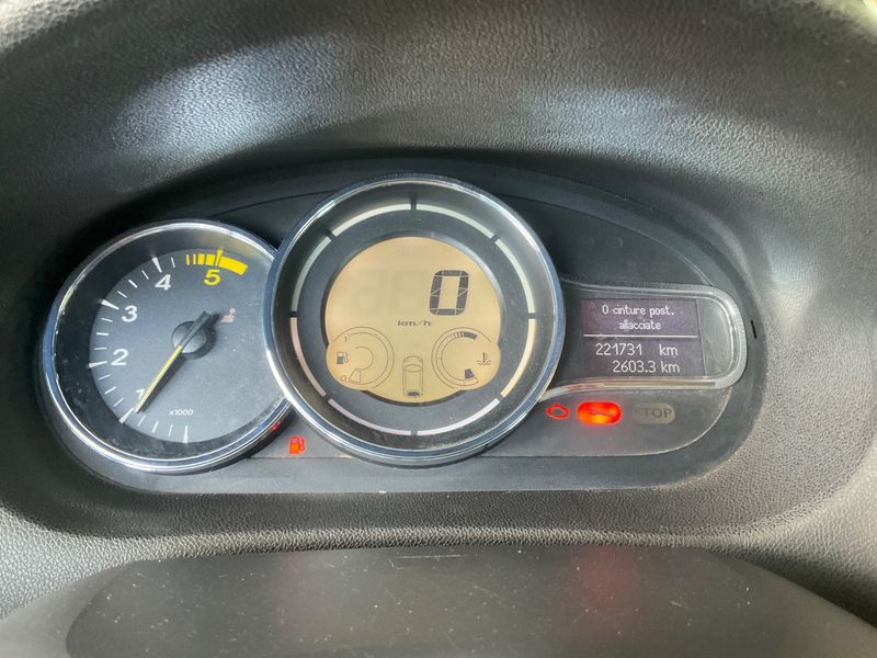 Renault Megane 1.5 dCi Live 2013 – снимка 4